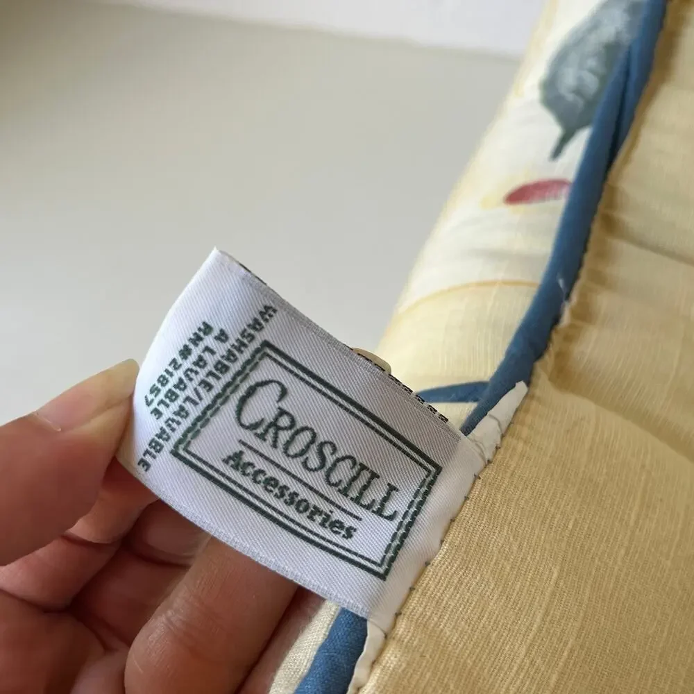 CROSCILL ACCESSORIES Throw Pillow Yellow Floral Cottage Core Blue Cord USA 15x11